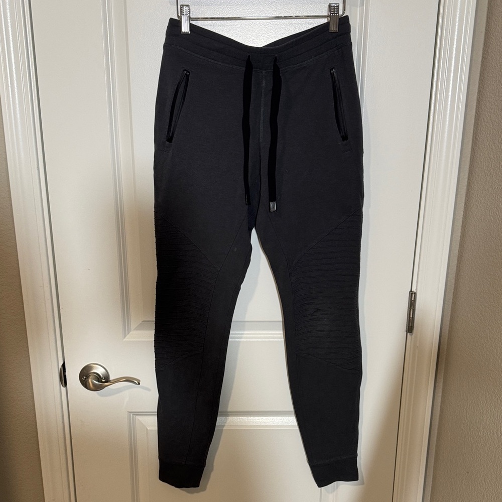Alo yoga gray Jogger Pants with Zipper Pockets